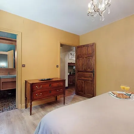 La Trappezienne * 萨尔拉拉卡内达